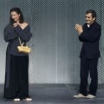 La 080 inaugura su nueva edición frente al mar con una estructura que acoge la pasarela