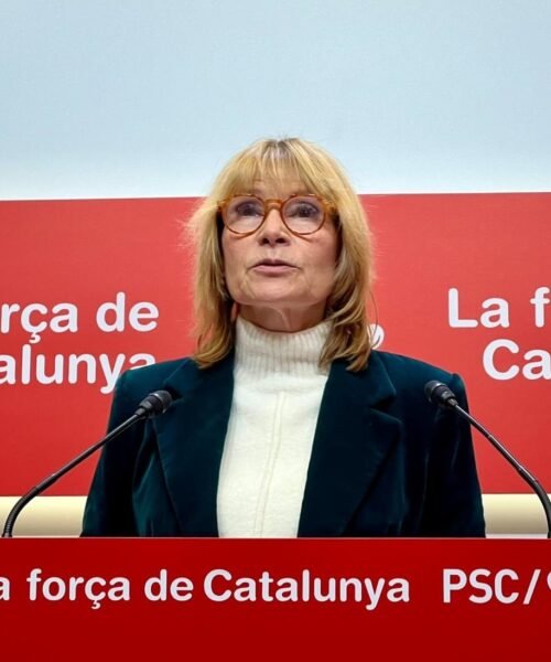 El PSC fuerza la dimisión de los ediles que validaron el presupuesto de la alcaldesa ‘ultra’ de Ripoll