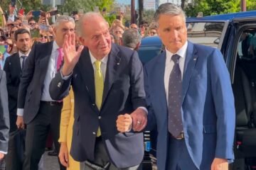 Polémica en la Asamblea Nacional francesa por un premio concedido al rey Juan Carlos