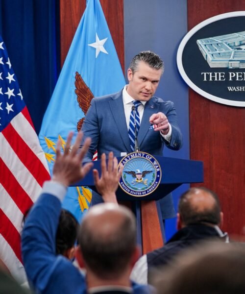 Hegseth amenaza con reanudar la guerra si Irán no acepta el pacto con Estados Unidos