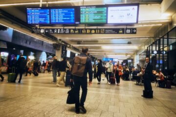 Al menos un muerto y decenas de heridos en la colisión de un tren de alta velocidad con un camión militar en Francia