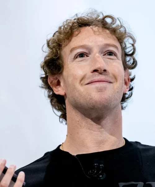 Meta crea un clon IA de Mark Zuckerberg para interactuar con los empleados