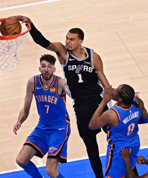 Un Wembanyama de otro planeta doblega con 41 puntos y 24 rebotes a los Thunder en el primer duelo de la final del Oeste de la NBA