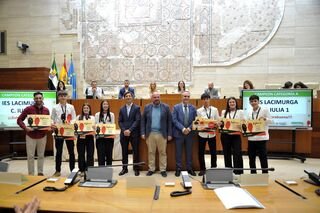 Lacimurga de Navalvillar de Pela y Claret de Don Benito ganan el V Concurso Debate Escolar