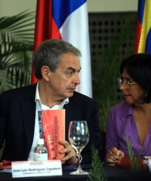 Los jefes de Plus Ultra, sobre cómo llegar al Gobierno: “Delcy que llame a Ábalos. O alguien con ZP”