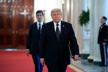 La guerra de Estados Unidos e Israel contra Irán, en directo | Trump rebaja la expectativa de un acuerdo inminente con Irán y asegura que mantendrá el bloqueo de Ormuz
