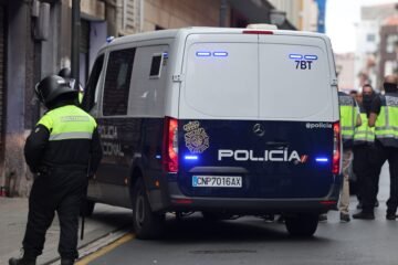 Desmantelada una trama de gestorías para regularizar migrantes con documentos falsos