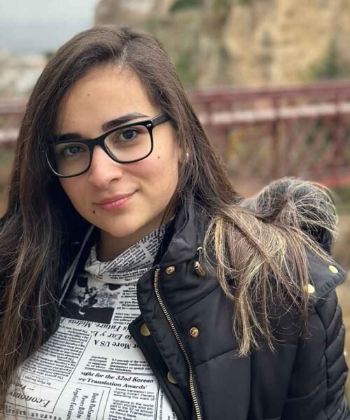 NURIA ROLNIK DESAFÍA LOS ROLES DE PODER EN EL ROMANCE DE MAFIAS CON ‘AMOR IMPLACABLE’
