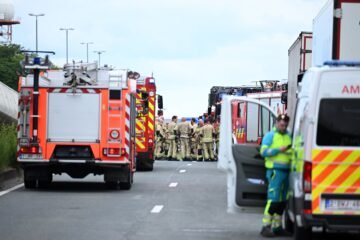 Varios muertos en Bélgica por la colisión de un tren con un autobús escolar