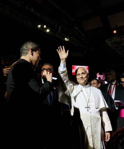 El Papa reúne a un insólito auditorio de la sociedad civil para pedir “escucha, diálogo y respeto”