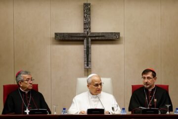 Visita del papa León XIV, en directo | El Papa descansa en la Nunciatura antes de recibir a las víctimas de abusos de la Iglesia esta tarde