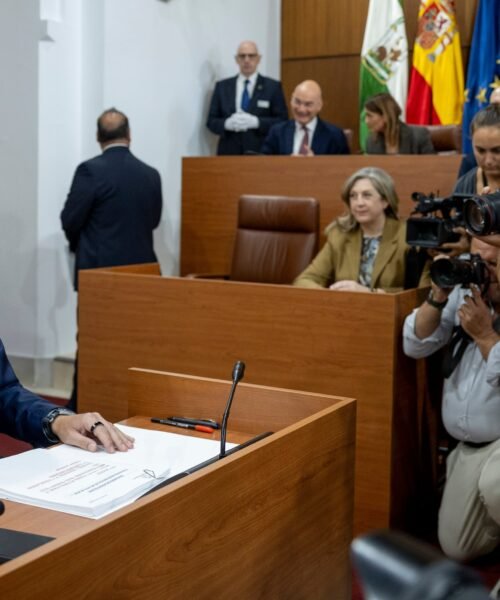 Moreno, en su discurso de investidura: “Solo hay dos opciones, la repetición electoral o el pacto de legislatura”