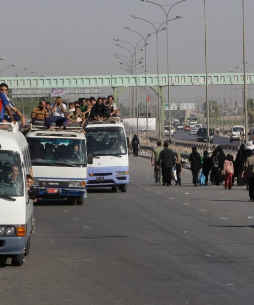 Al menos 21 muertos y 19 heridos al chocar un camión y un autobús de peregrinos en Irak