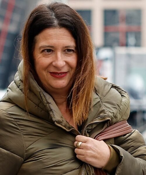 El PSOE eleva ahora de 15.000 a casi 45.000 euros el importe que pagó a Leire Díez por labores de comunicación