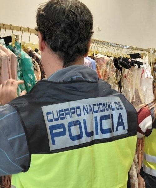 ‘Operación Boutique’: intervienen en Marbella  falsificaciones de lujo con 319 prendas y varios implicados
