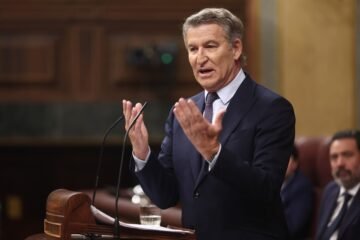 Feijóo exige a Sánchez que convoque elecciones: “Usted es el nexo político corruptor”