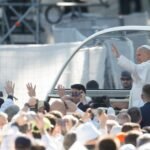 El Papa, ante 1,2 millones de personas: “Nadie puede arrodillarse ante el Señor y despreciar al hermano”