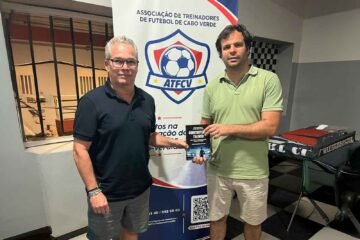 ALBERTO MARTÍN Y TINO LUIS CABRERA REPLANTEAN EL FÚTBOL BASE EN SU NUEVA OBRA ‘CONSTRUYENDO TALENTO: CÓMO DISEÑAR UN MODELO DE FORMACIÓN CENTRADO EN EL JUGADOR’
