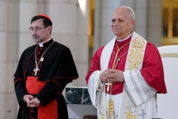 Visita del papa León XIV, en directo | El Pontífice celebra su último acto en Madrid con voluntarios en Ifema