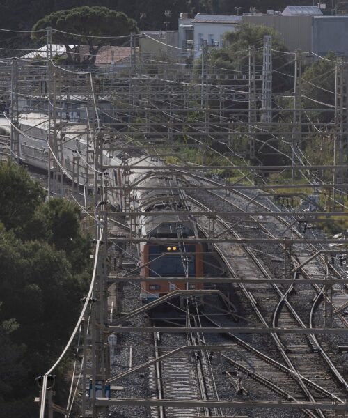 Un vagón de obras desfrenado circula a la deriva 20 km por la R4 de Rodalies sin causar heridos