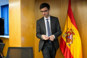 Junts hunde el salvavidas del Gobierno a RTVE: tumba el decreto por el que el agujero del IVA iba a pasar a mejor vida