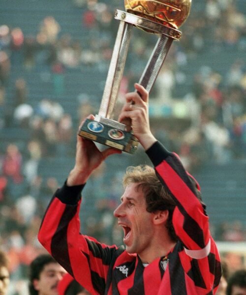 Muere Franco Baresi, legendario defensa del Milan, a los 66 años