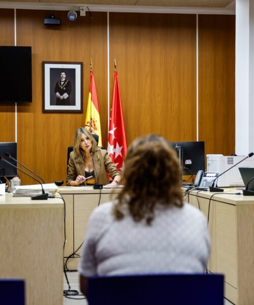 La magistrada Raquel Rodríguez tiene 3.751 causas: así es el nuevo juzgado de la infancia y la adolescencia de Madrid