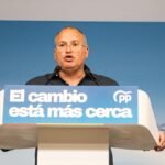 La dirección del PP se pone de perfil y se remite a “las explicaciones” de Ayuso sobre la compra del ático de lujo