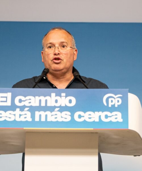 La dirección del PP se pone de perfil y se remite a “las explicaciones” de Ayuso sobre la compra del ático de lujo