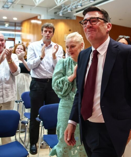 Andy Burnham, un político fuera de la burbuja