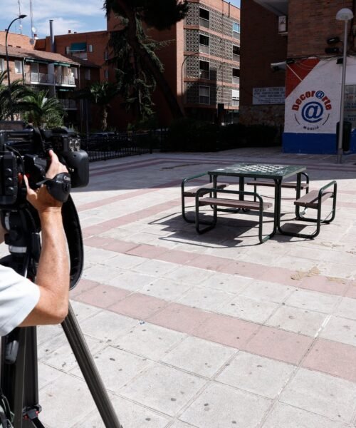 Emboscados en el portal: un joven de 23 años es asesinado a puñaladas en la calle en Madrid