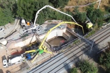 Rodalies recupera el servicio de la R2 Nord cortado por el socavón de Vallbona