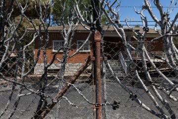 Las operadoras de móvil refuerzan el servicio en las zonas afectadas por los incendios