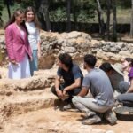 La princesa Leonor visita las ruinas de Empúries junto a jóvenes de la Fundación Princesa de Girona