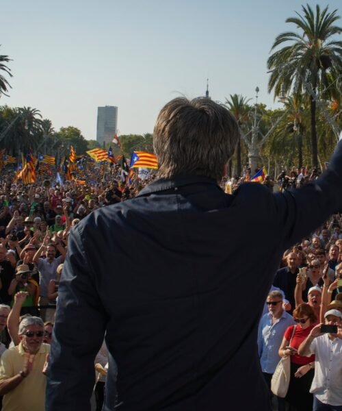Puigdemont aguarda en Waterloo una victoria judicial agridulce sin regreso rápido a casa