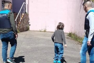 El matrimonio que encerró durante años a sus tres hijos en Oviedo queda en libertad al ver rebajada su pena