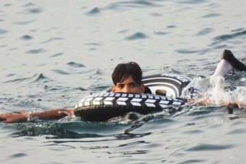La crisis migratoria en Ceuta se agrava con la llegada a nado de más de 1.500 personas