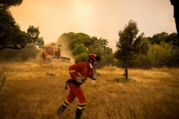 Levantan la evacuación de 9 de los 11 pueblos de Toledo desalojados por los incendios