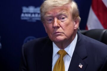 Trump carga de nuevo contra España por su gasto en defensa y amenaza con cortar todo el comercio bilateral