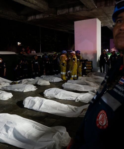 Al menos 27 muertos en el incendio de un bar de Bangkok