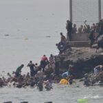 El Gobierno moviliza al Ejército de Tierra desplegado en Ceuta ante la magnitud de la crisis