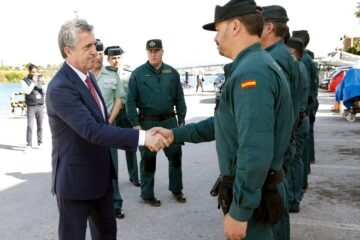 El juez Pedraz imputa al exdirector de la Guardia Civil Leonardo Marcos en el ‘caso Leire Díez’