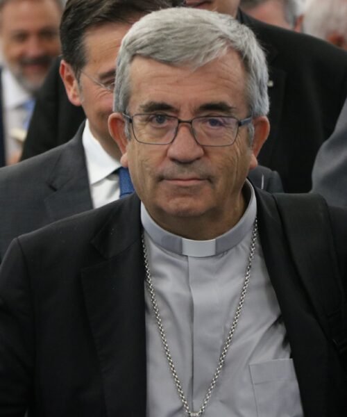 El presidente de los obispos achaca a la falta de ética que el Estado se convierta en “una banda de ladrones”: “A los hechos me remito”