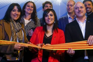 Aliança ya no solo capta a los votantes de Junts: ahora seduce a sus concejales