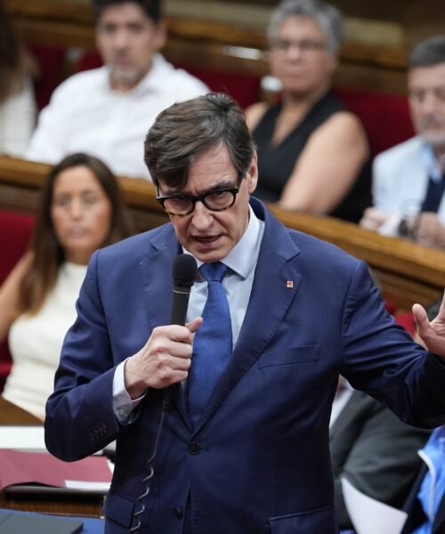 Illa se suma a la reivindicación de Junts de ampliar las competencias en inmigración en Cataluña
