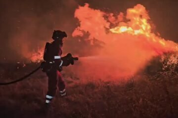 El incendio de Orés (Zaragoza) ha arrasado ya cerca de 16.000 hectáreas
