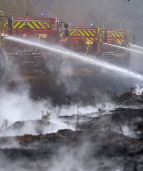 Macron alerta de que Francia lucha contra uno de los peores incendios desde la II Guerra Mundial