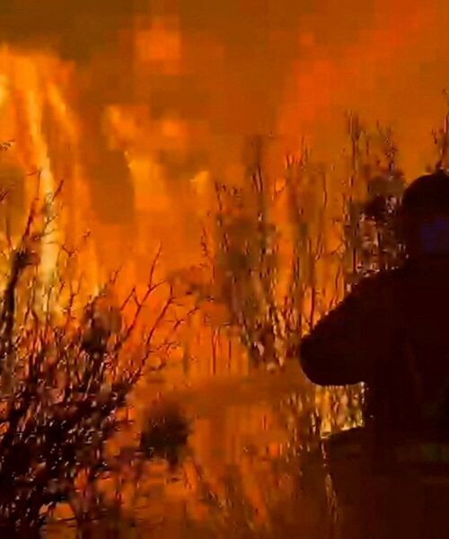 Última hora de los incendios forestales, en directo | Tres incendios activos queman casi 15.000 hectáreas en Zaragoza, Guadalajara y la Comunidad de Madrid