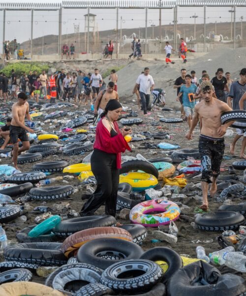 Recuperados 41 cadáveres en las aguas de Ceuta tras la entrada de 50.000 migrantes irregulares