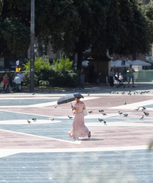 Barcelona se arma para combatir el calor extemo: la ciudad prepara un simulacro de un verano de 50 grados